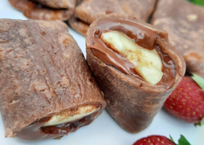 Resep Dadar Gulung Pisang Nutella (Banana Nutella Rolls Recipe)