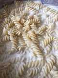 Pasta a la crema parmesana