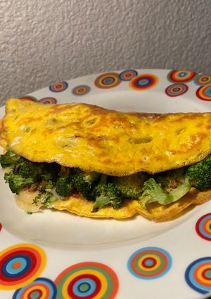 Una foto de Omelette de brócoli con queso