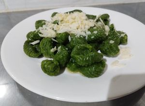 Una foto de Ñoquis de Espinaca