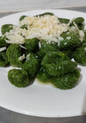 Una foto de Ñoquis de Espinaca