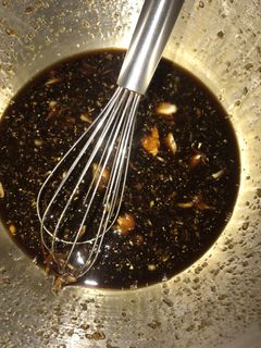 A picture of Teriyaki sauce.