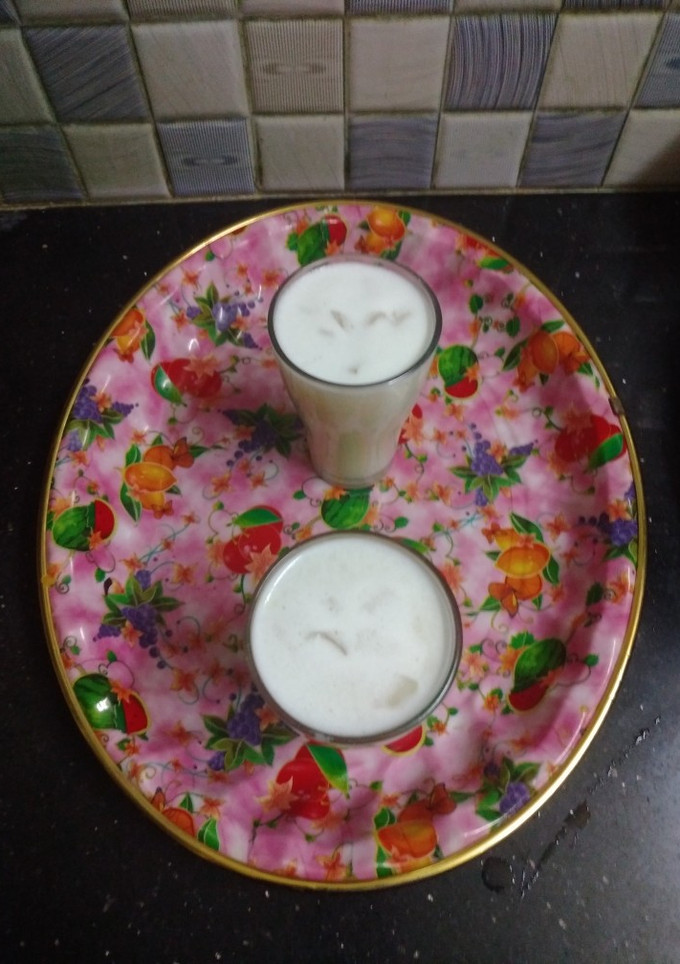 *நுங்கு மில்க் ஷேக்*(ice apple milkshake recipe in tamil) செய்முறை முக்கிய புகைப்படம்
