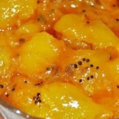 Amm ki khati meethi chutney 😋😋 A picture of Amm ki khati meethi chutney 😋😋.