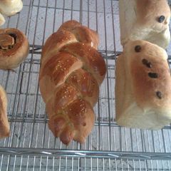 A picture of Weaved Bread.