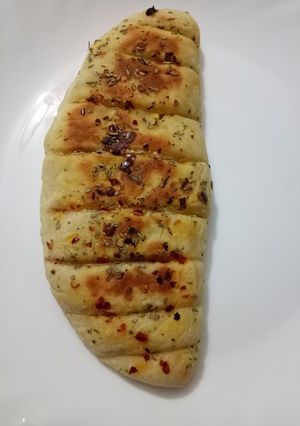 A picture of Cheese garlic bread.