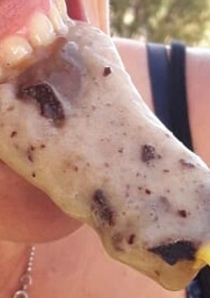 Una foto de Helado casero de banana split