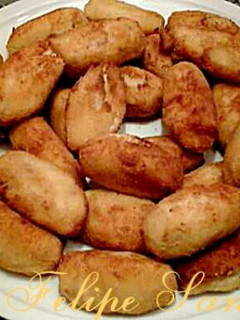Una foto de Croquetas de pollo y boletus