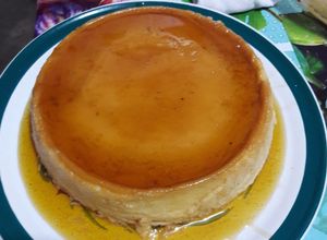 Una foto de Flan napolitano