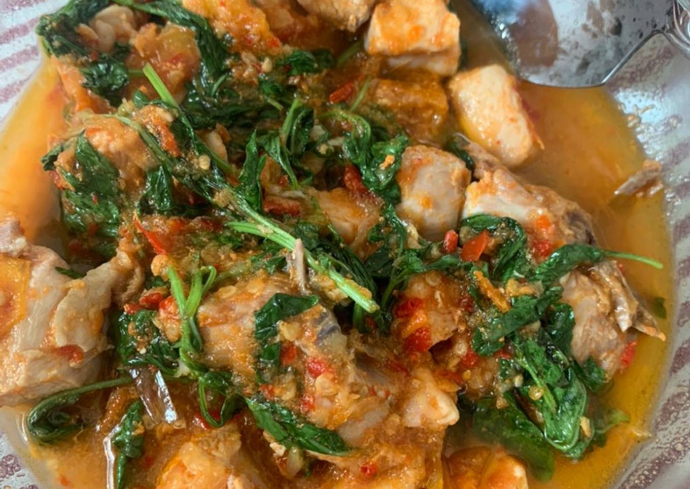 Ayam rica pedas kemangi