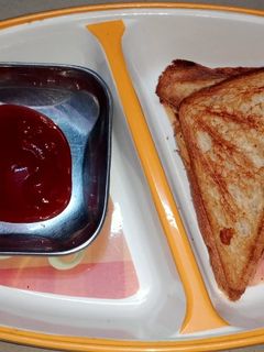 आलू के सैंडविच (Aloo ke sandwich recipe in hindi) रेसिपी मुख्य फोटो
