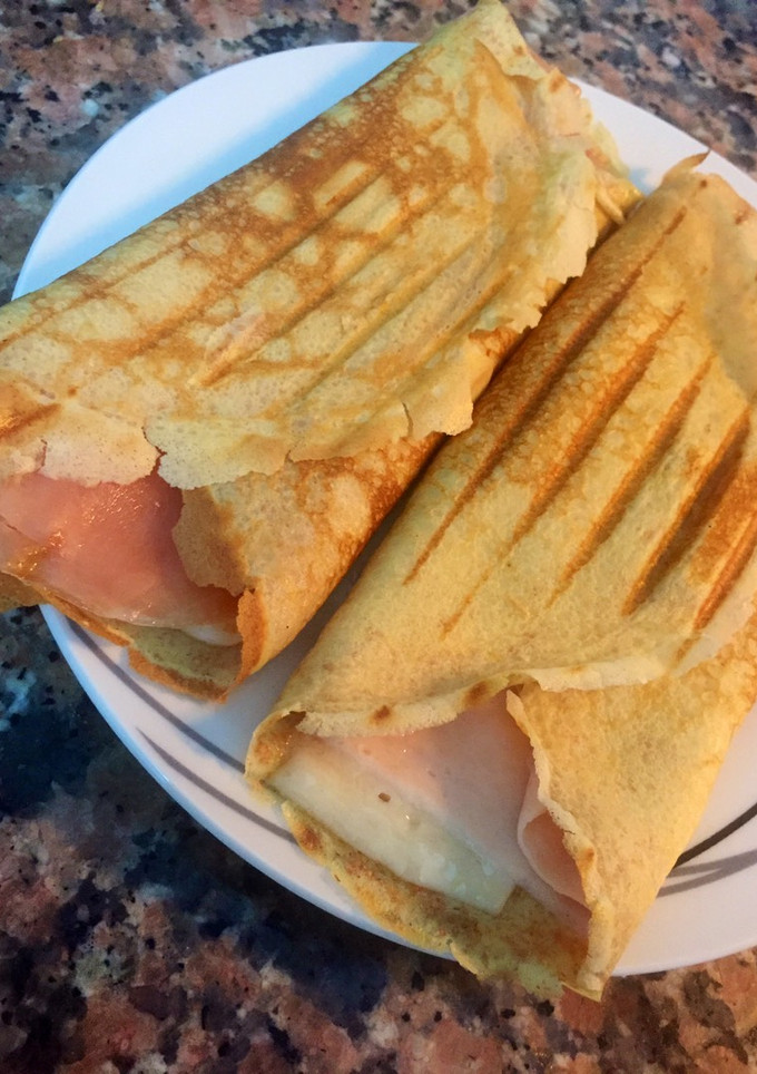 Una foto de Crepes salados de harina de espelta