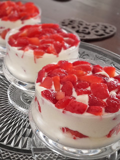 Una foto de 🍓Tiramisú de Fresas 🍓