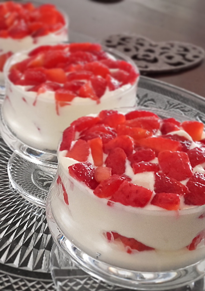 Una foto de 🍓Tiramisú de Fresas 🍓