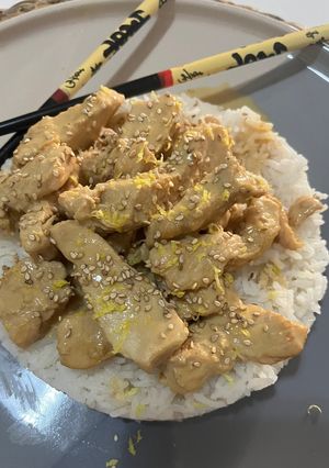 Una foto de Pavo con salsa al limón y soja !!!