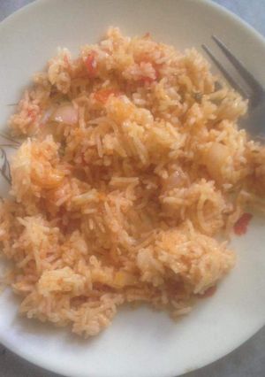 A picture of Shezwan rice.