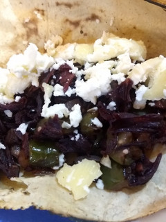 Una foto de Tacos de flor de Jamaica