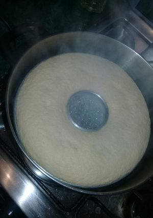 A picture of Flan in a Water Bath.