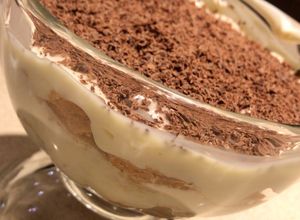 Una foto de Copitas de tiramisú