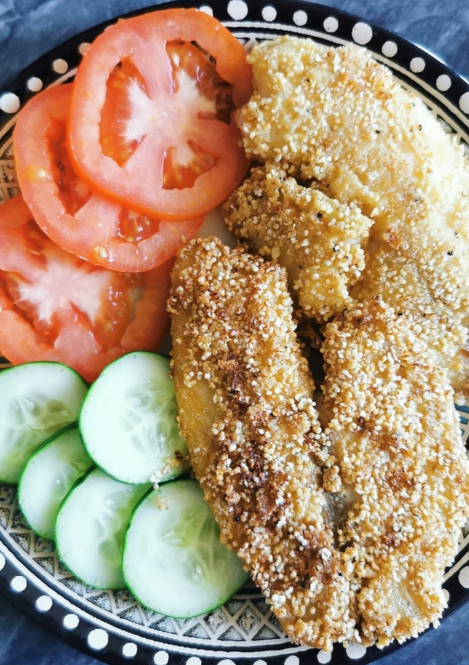 Una foto de Filete de pescado empanizado con avena y amaranto