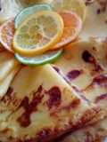 Clătite dulce-acrişoare cu suc de fructe citrice