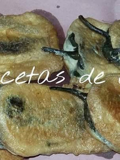 Una foto de Chiles Rellenos