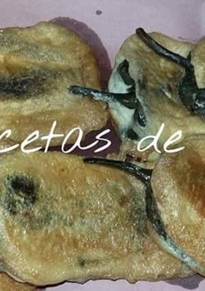 Una foto de Chiles Rellenos