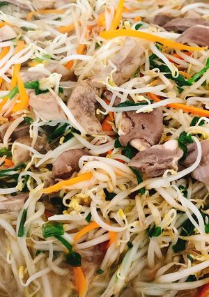 Hình của món Giá xào tim cật.