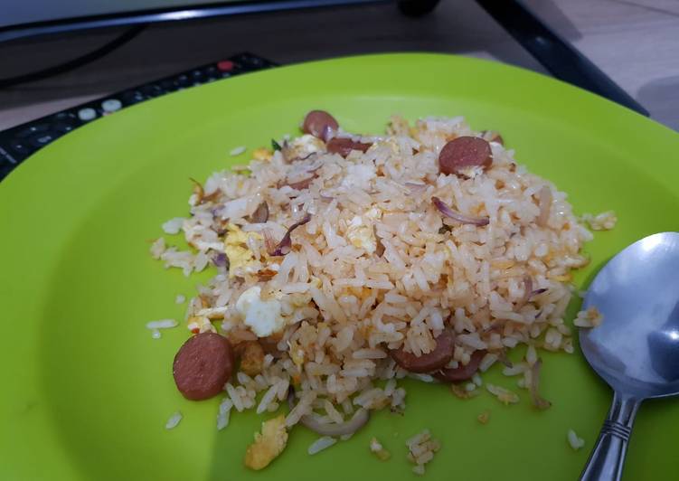 Nasi Goreng Putih Alakadarnya