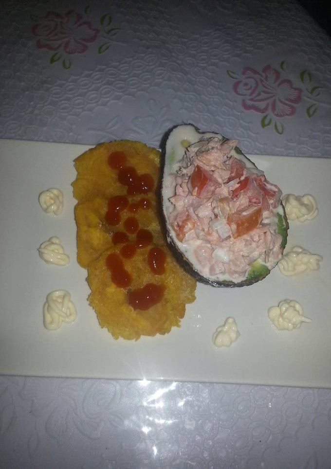 Una foto de Aguacate relleno