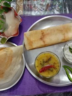 स्पाइसी मसाला डोसा, सांबर, नारियल चटनी रेसिपी मुख्य फोटो