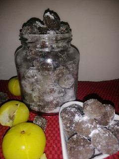 આમલા ગોળી (Amla Goli Recipe in Gujarati) રેસીપી મુખ્ય ફોટો