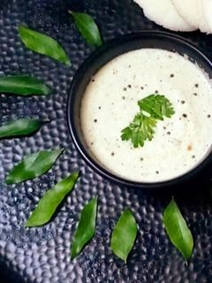 કોકોનટ ચટણી (Coconut Chutney Recipe In Gujarati) રેસીપી મુખ્ય ફોટો