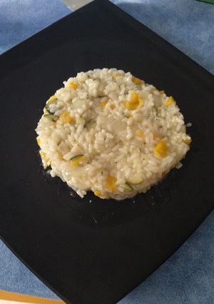 Una foto de Arroz con verduras y salsa de soja