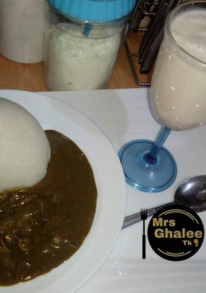 A picture of Tuwon semolina miyar kuka da kunun aya.