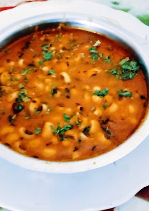 A picture of Healthy tasty lobia(black eye peas) masaledar curry.