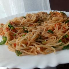 A picture of Tomato Garlic Spaghetti.