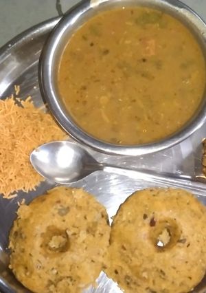 A picture of Dal dhokli.