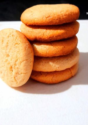 A picture of Osmania Biscuits With White Butter.