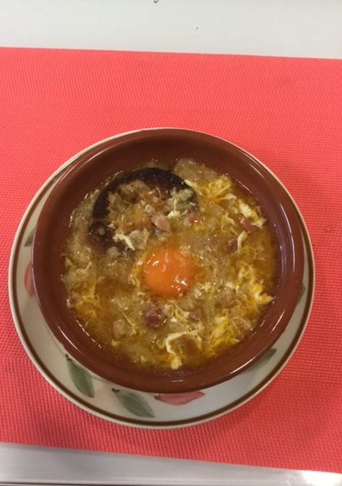 Una foto de Sopa castellana