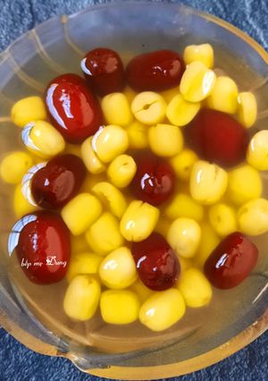 Hình của món Chè hạt sen táo đỏ.