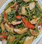 Cara Mudah Membikin Resep Cah Kangkung Jamur Saus Tiram yang Uenak Anti Ribet, Menggugah Selera