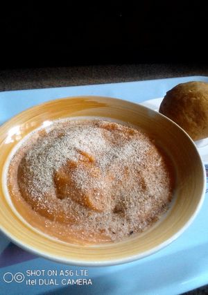 A picture of GingerFlavoured Tigernut Flour on Pap.