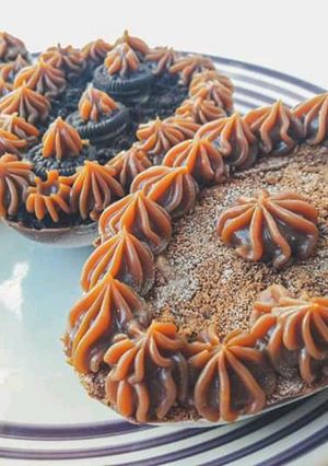 Una foto de Huevos de chocolate rellenos 😋