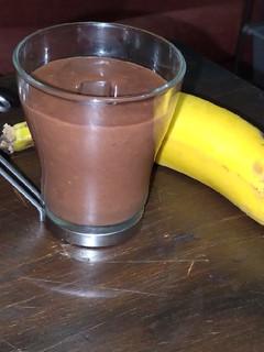 Una foto de Crema de plátano con chocolate