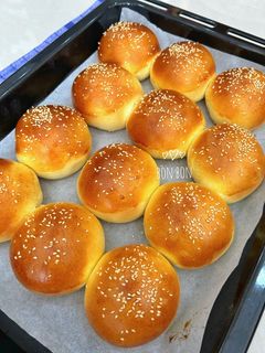 Hình của món Bánh Mì Nhân Gà Xé Phô Mai.