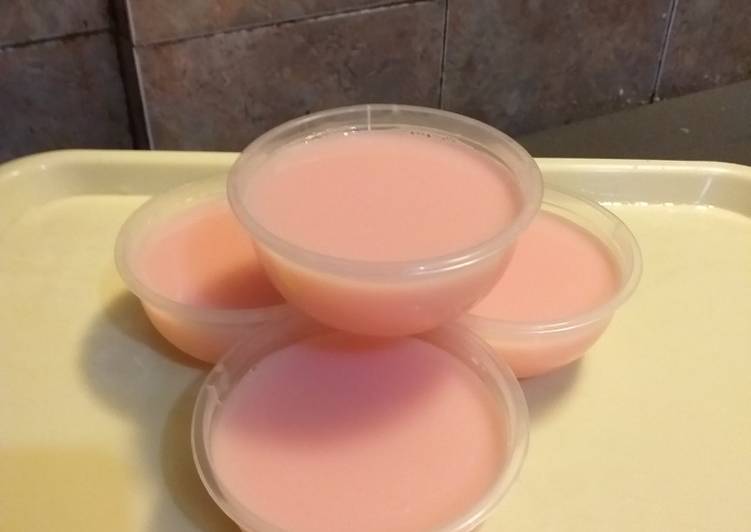 Resep Silky puding strawberry oleh Dapur_bundamaya Cookpad