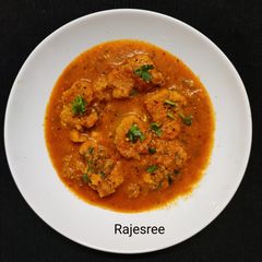 A picture of Muthiya Curry.