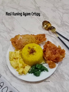 Foto resep Nasi Kuning Ayam Crispy