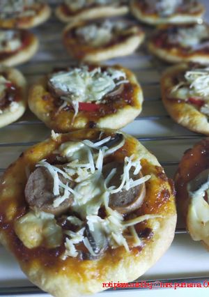 Foto resep Roti pizza mini by @mrs_purnama_05